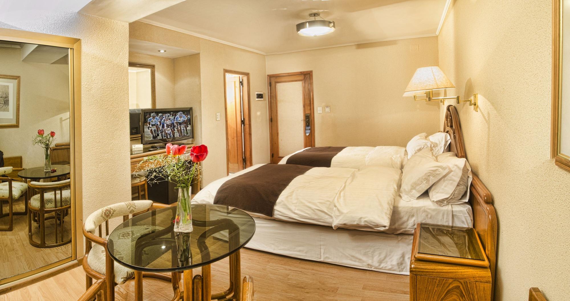 Hotel Cristal San Carlos de Bariloche Eksteriør bilde